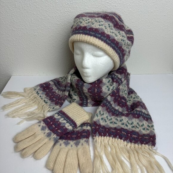 Vintage Knitted  Set of 3 Scarf Hat Beret Gloves NORDIC STYLE  Winter - Picture 1 of 14